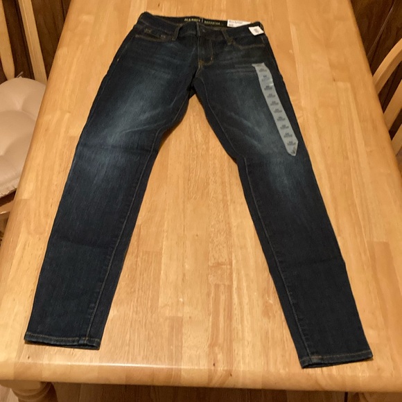 Old Navy Rockstar Jeans - Picture 1 of 7